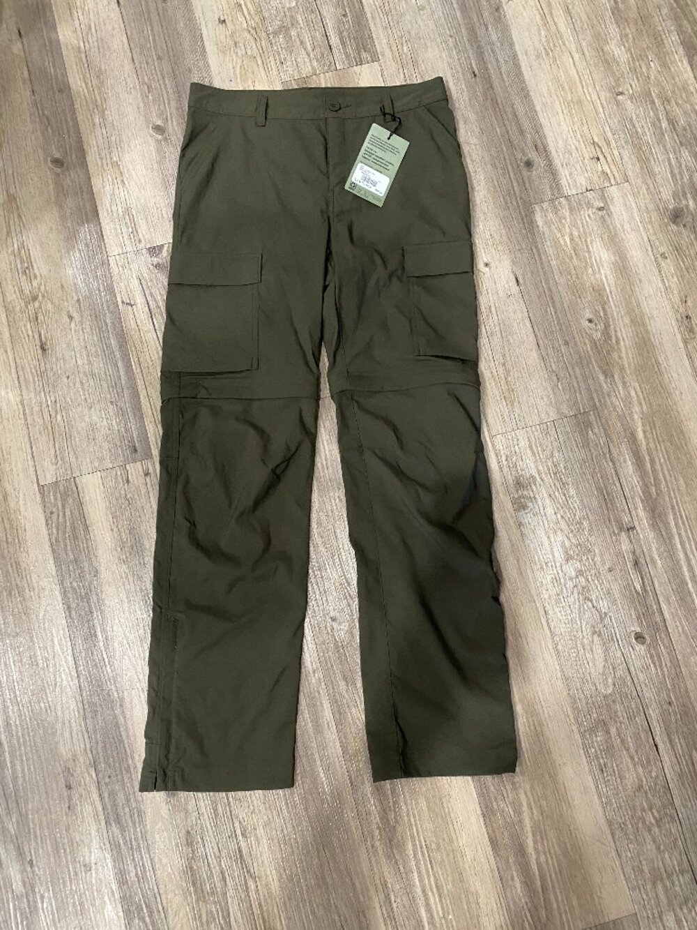 NWT! REI Boys Sahara Convertible Pants Dark Army Cot / L (14-16)